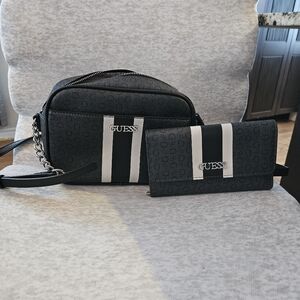Guess purse